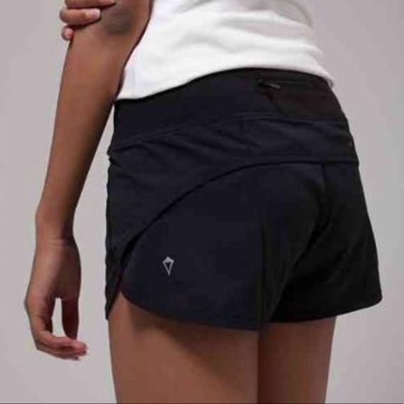 black ivivva shorts